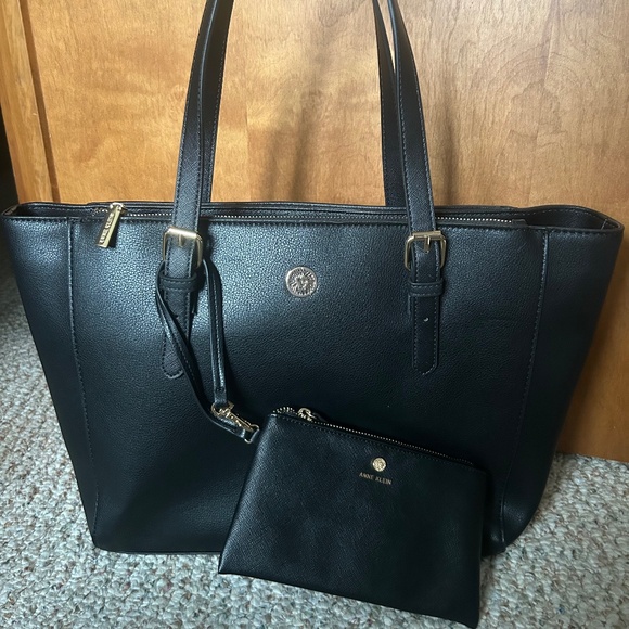 Anne Klein Handbags - Anne Klein extra large work tote